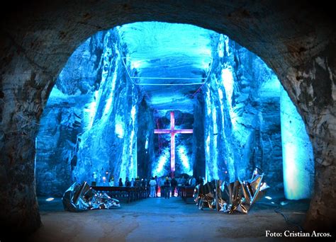  La Catedral de Sal, una Visión Onírica en Tonalidades Etéreas